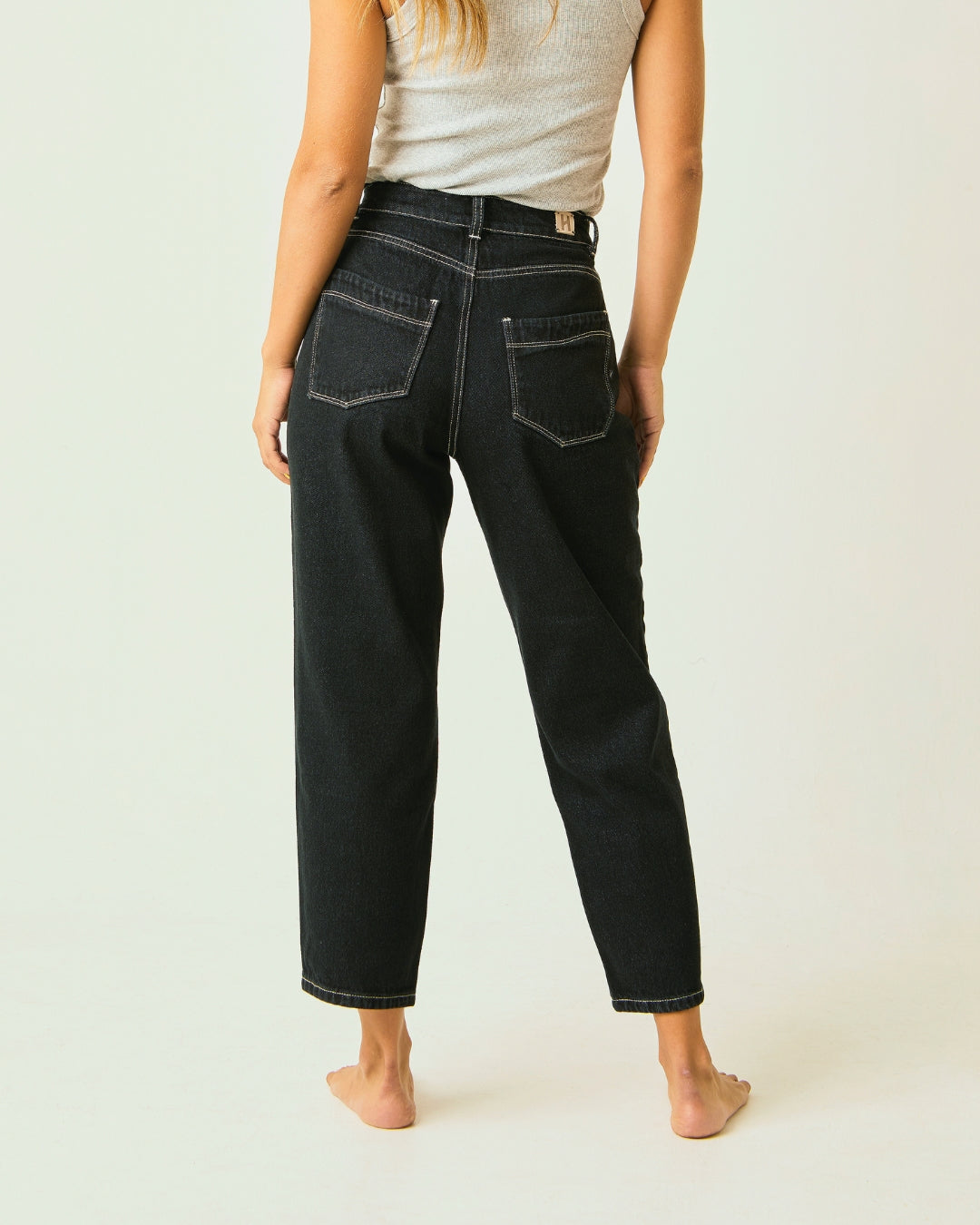 Jean Mom Fit — 2