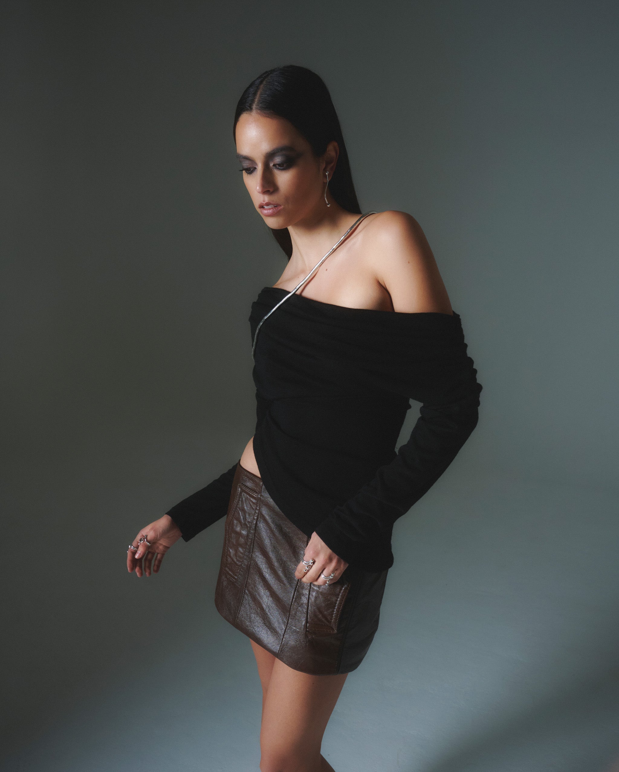 Top 3.12 Negro — SERRA