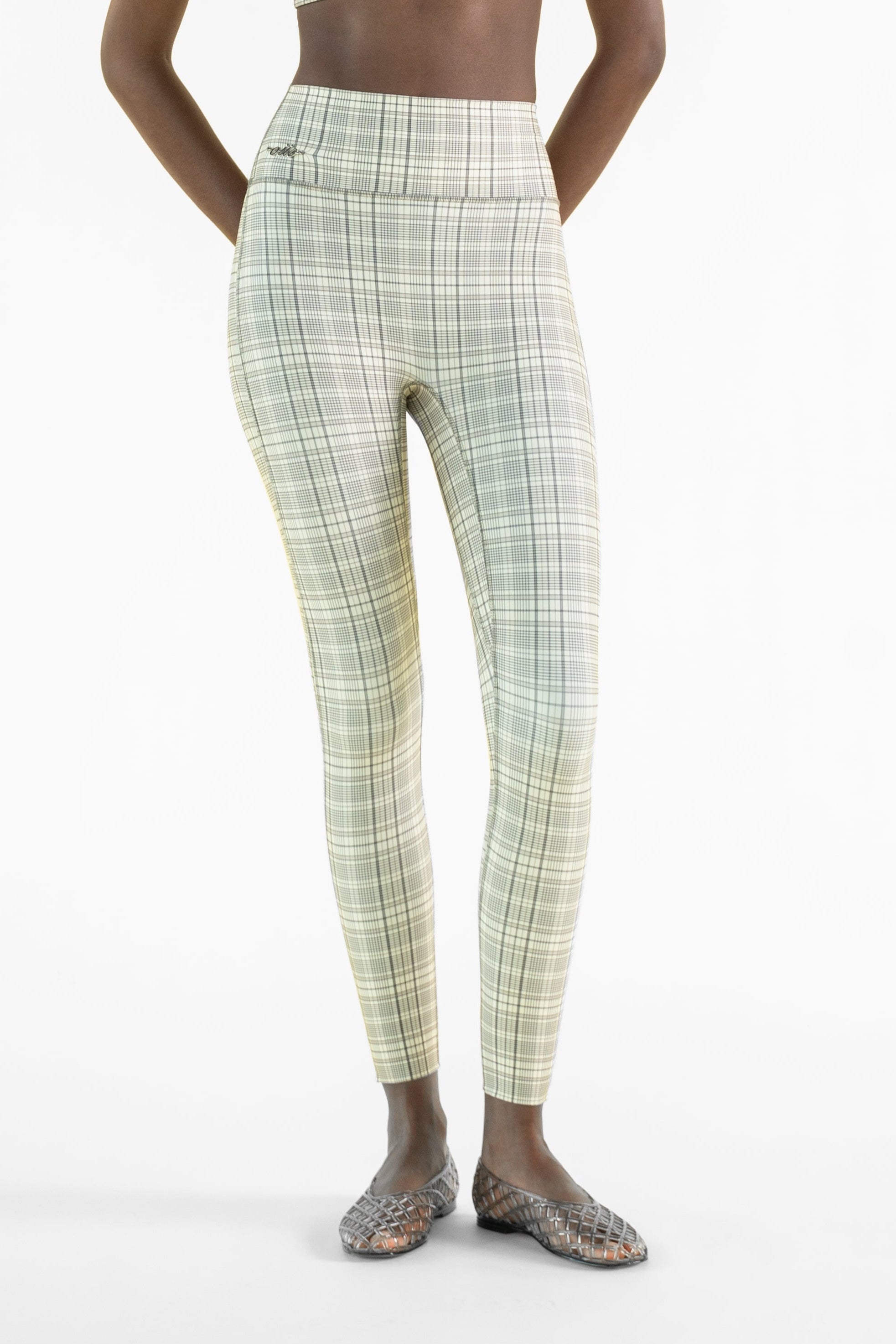 Move Leggings in Butter Grid
