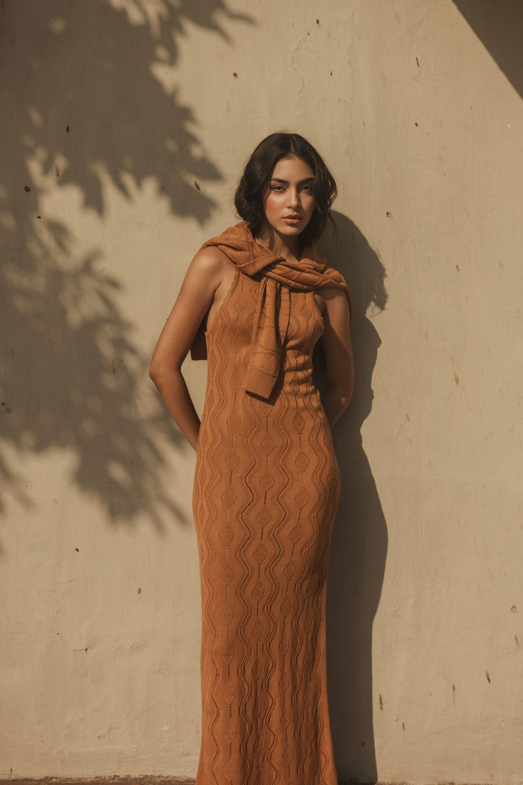 Vestido Lumina Ocre — SERRA