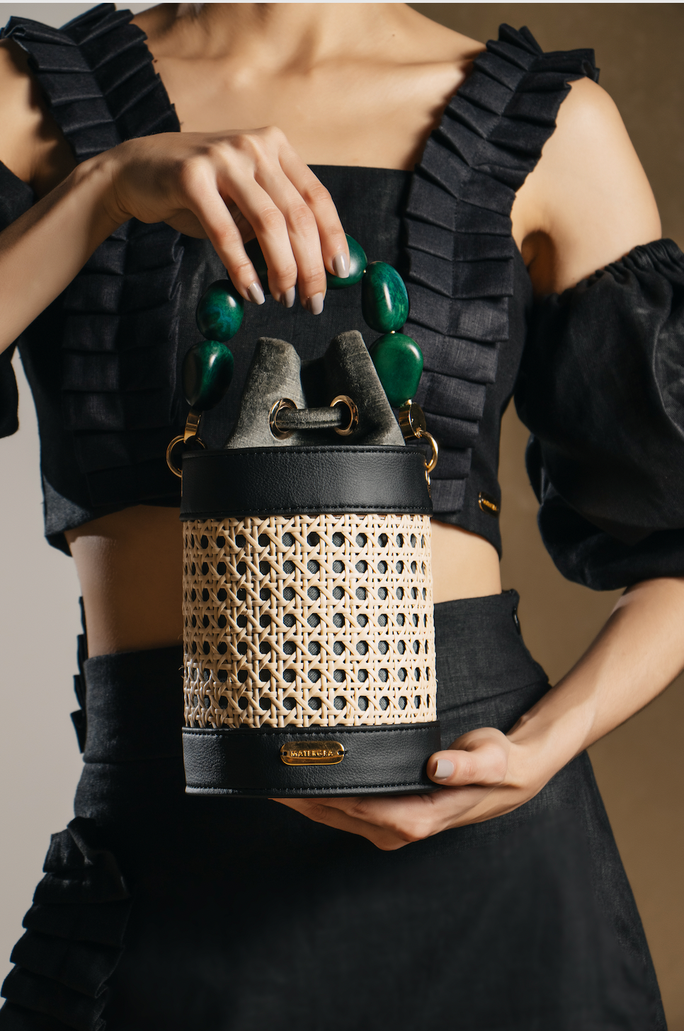 Bolso Bucket Minco Negro Cactus — 2