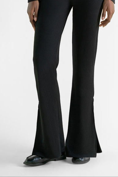 Ribbed Pants in Black — 2